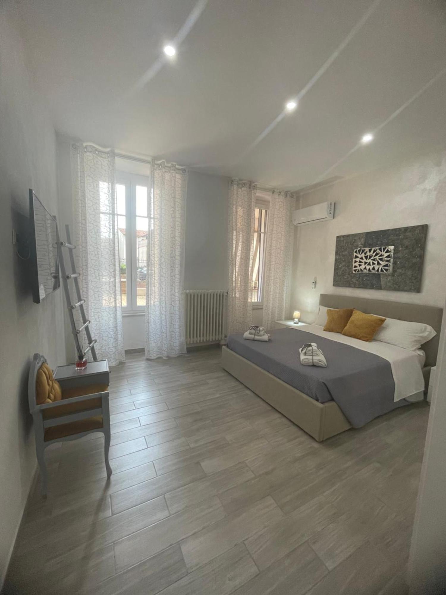 La Casa Nel Viale Lägenhet Asti Exteriör bild